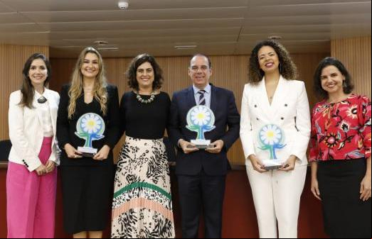 Ajufe participa da entrega do Prêmio Margarida de Boas Práticas em Equidade de Gênero no TRF5
