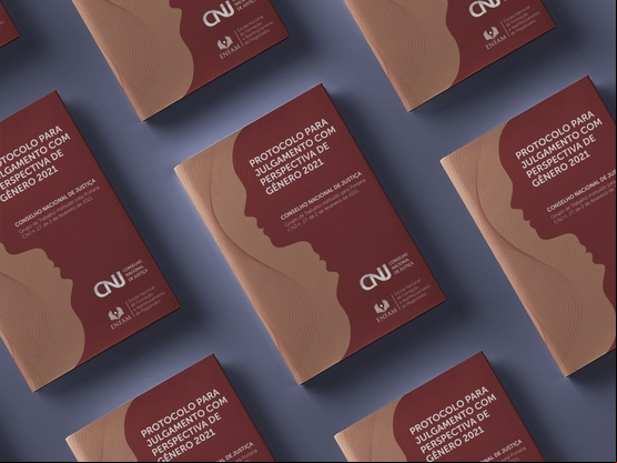 Justiça Federal aplica julgamento com perspectiva de gênero e garante benefício previdenciário a dona de casa   